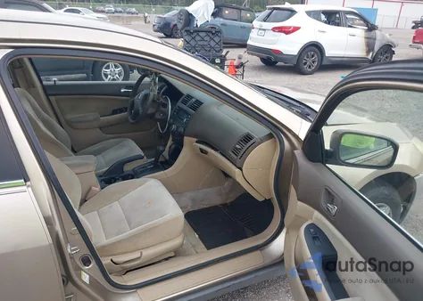 2005 Honda Accord 2.4 Lx из США, поврежденный, VIN 1HGCM56495A101064